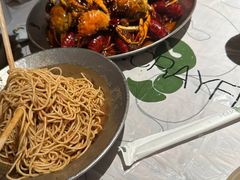 -巴厘龙虾·榜首油焖大虾(音乐学院·沿江酒馆店)