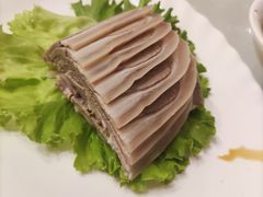 -品悦酒店(三林古镇店)
