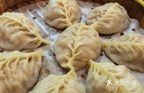 Large Filling Steamed Dumplings with Hair Clams