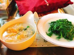 鱼汤煮豆苗-翠华餐厅(德辅道中店)
