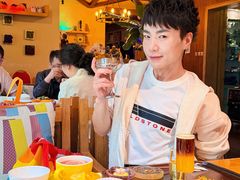 -月亮眼花园餐厅书吧酒吧