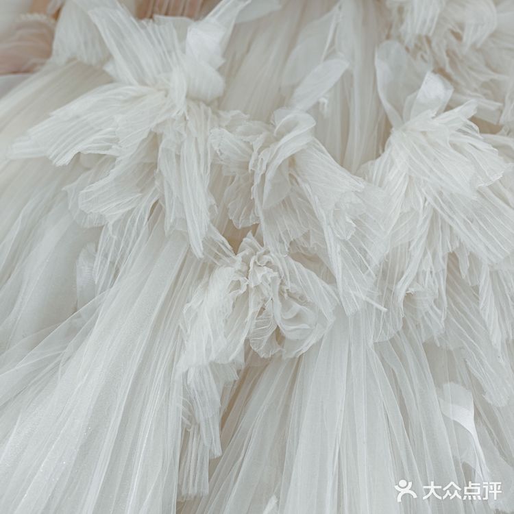 真的爱爆了这件能让我婚礼当天横着走的婚纱🉑️