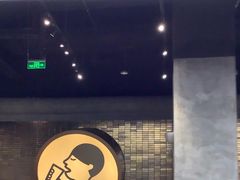 -喜茶(深圳万象城黑金店)