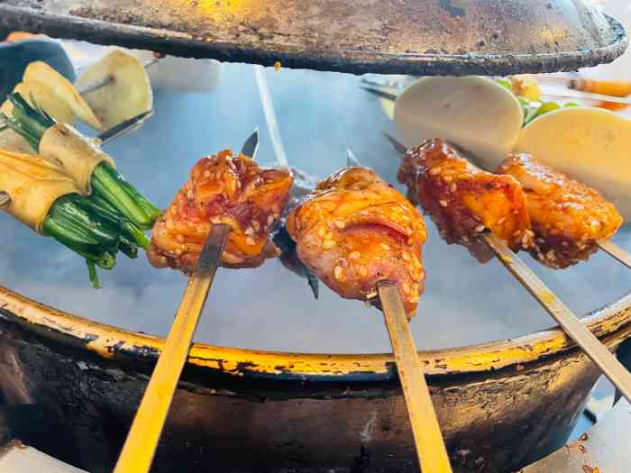 水浒烤肉(明珠街杭州总店)-"丁兰广场一条街开了好多好吃的,想吃烤串