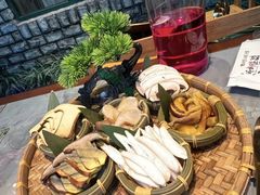 -慢丽江·云南野生菌土鸡锅(付家庄店)