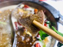 -喜悦小串丹东小黄牛海鲜烧烤大排档(民主广场店)