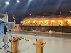 -顶峰射箭俱乐部(城东路店)