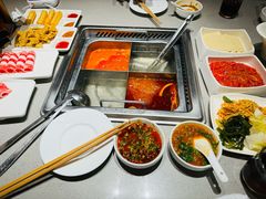-海底捞火锅(武胜路凯德广场店)
