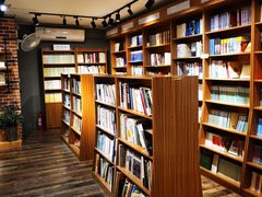-晓风书屋(大学路店)