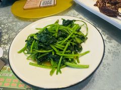 -莲餐厅·湖北菜·藕汤是头牌(愚园路店)