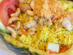 菠萝海鲜炒饭-mango tree芒果树泰国餐厅(青岛万象城店)