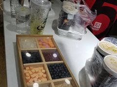 -沪上阿姨·精选茶饮(十一经路店)