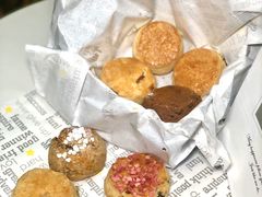-SKROLL卡特司库·蛋糕定制·生吐司·司康(古北程家桥店)