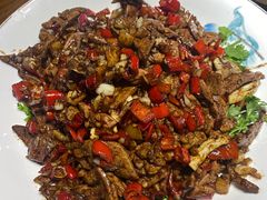 -黄泥岗·地道湖北菜(奥特莱斯店)