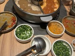 -巴奴毛肚火锅(龙湖锦艺城店)