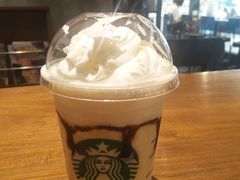 -星巴克(重庆新世纪凯瑞商都店)