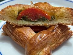 -VERIE BAKEHOUSE