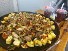 -老周炒拨拉(甘州总店)