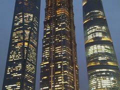 -陆家嘴空中步行连廊