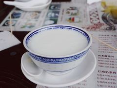 -周大娘牛乳(旧寨古村总店)