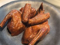 脆炸乳鸽-荣小馆(安达仕店)