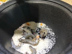 鲜虾鲍鱼粥-船梆煮•蒸汽海鲜·炉火烤肉(五四广场店)