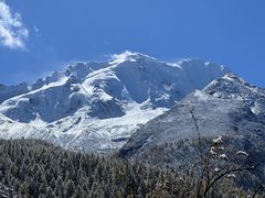 -亚拉雪山风景区