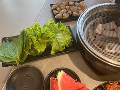 -啊美丽炭火烤肉(滑翔一店)