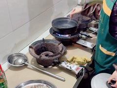 -乡巴佬鼎锅饭