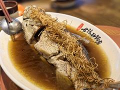 葱丝鱼-王明古法砂锅居(开化寺店)