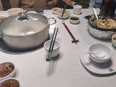 -煲王粤菜餐厅(中侨中心店)