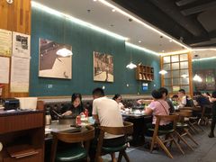 大堂-胡须佬鸡煲四季火锅店(石厦西村直营店)