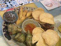 -玖月时尚泰式餐厅