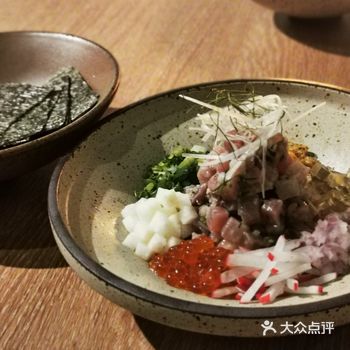 The Attic阁的主厨Kelvin今年获得了米其
