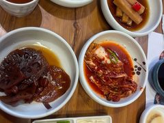 -草家酱蟹炭火烤肉店(珲春南路一店)