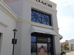 -COACH蔻驰(百联奥特莱斯广场店)