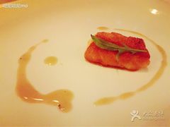 -龙虾酒吧扒房(宁波香格里拉店)