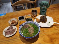 -嘻小北·兰州清汤牛肉面(太平洋森活天地店)
