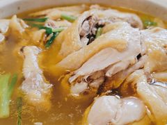 招牌竹林土鸡煲-听风阁农家私房菜茶楼(龙坞店)