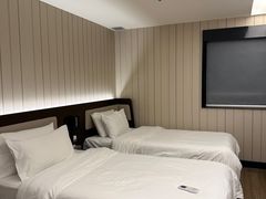 -汉庭(罗湖口岸万象城店)
