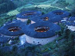 -围龙屋客家食府(福田店)