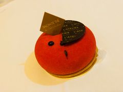 覆盆子荔枝蛋糕-Salon de The de Joel Robuchon(外滩18号店)
