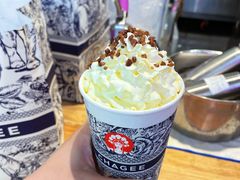 -霸王茶姬(上海静安大悦城店)