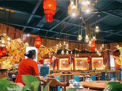大堂-老滇山寨•云南特色菜•地方菜•民族风情歌舞表演(金碧店)