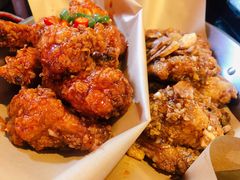 炸鸡翅一半一半-富乐满韩国正宗炸鸡韩国料理(虹泉路店)