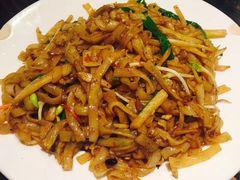 -蚝美人·生蚝海鲜烧烤(茶花园店)