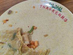 -丁红照水煎包胡辣汤