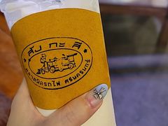 -席娜卡琳火车铁道夜市