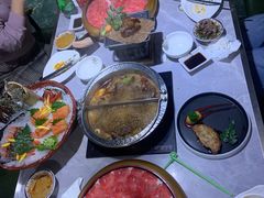 -一绪に寿喜烧自助(世茂广场店)