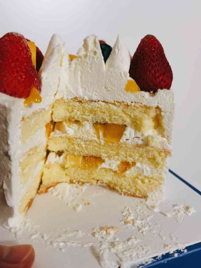 法贝滋面包(长安店)-"单位发的蛋糕券,正好爸爸过寿,去定了两个.